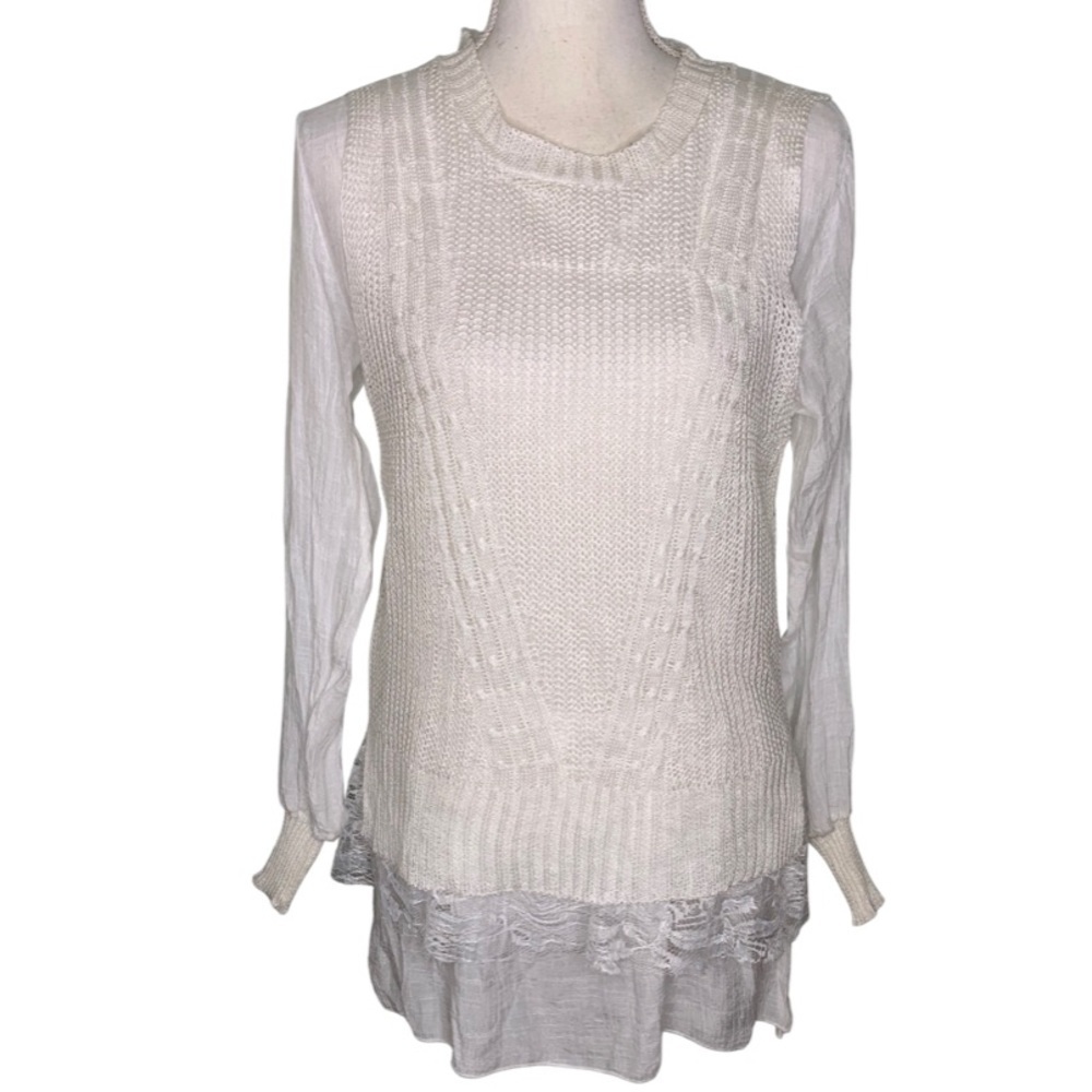 NWT Simply Couture Top